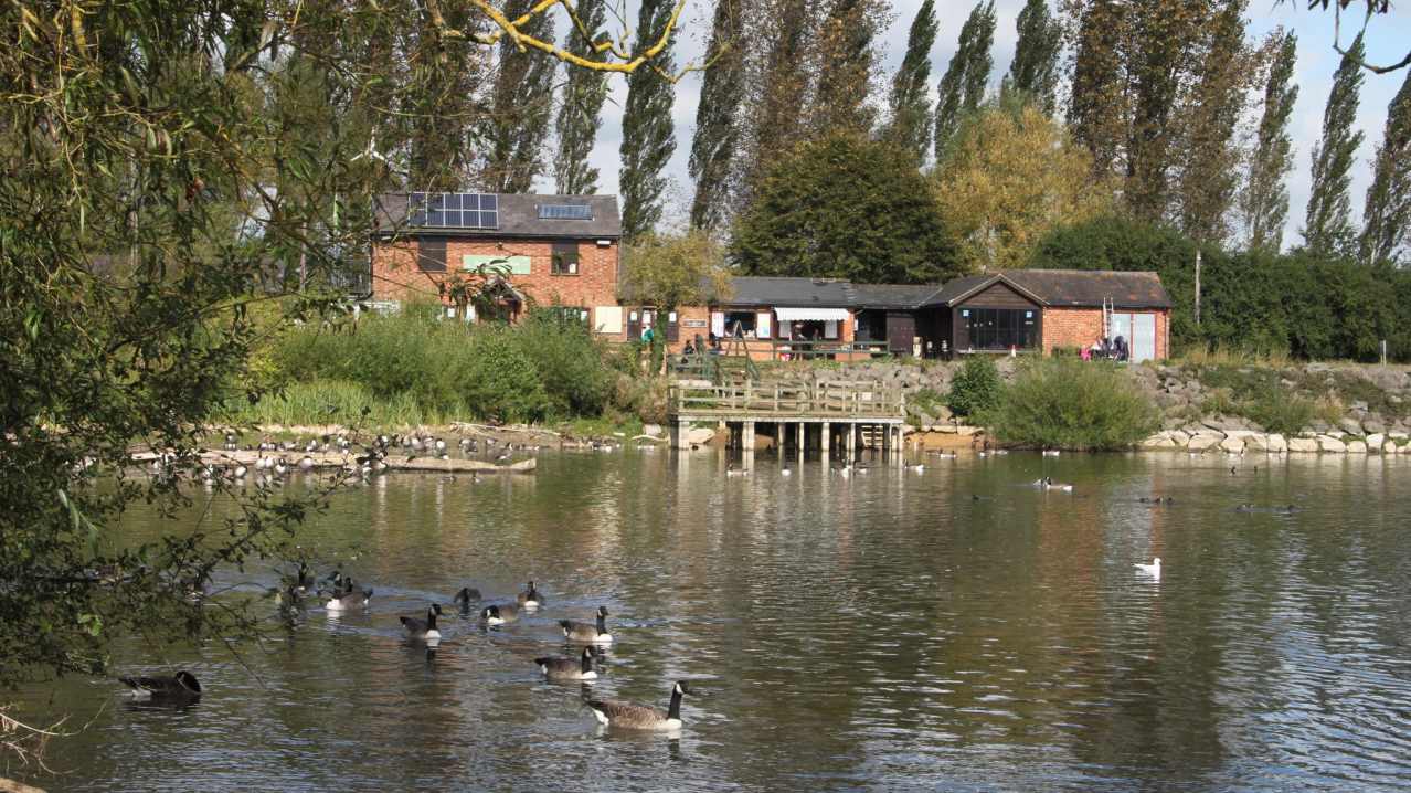 Lake at Daventry Country Park Lake at Daventry Country Park