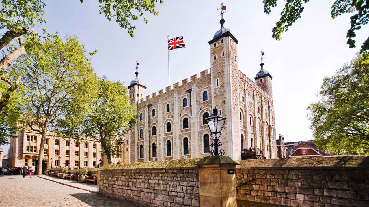 White Tower at Tower of London in Tower Hill White Tower at Tower of London in Tower Hill