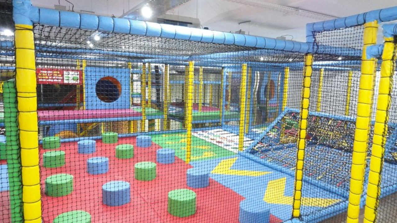 Indoor soft play frame at Teenie Weenies in Birmingham