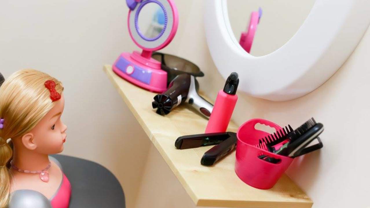 Roleplay beauty salon at Believe & Be in Consett Roleplay beauty salon at Believe & Be in Consett