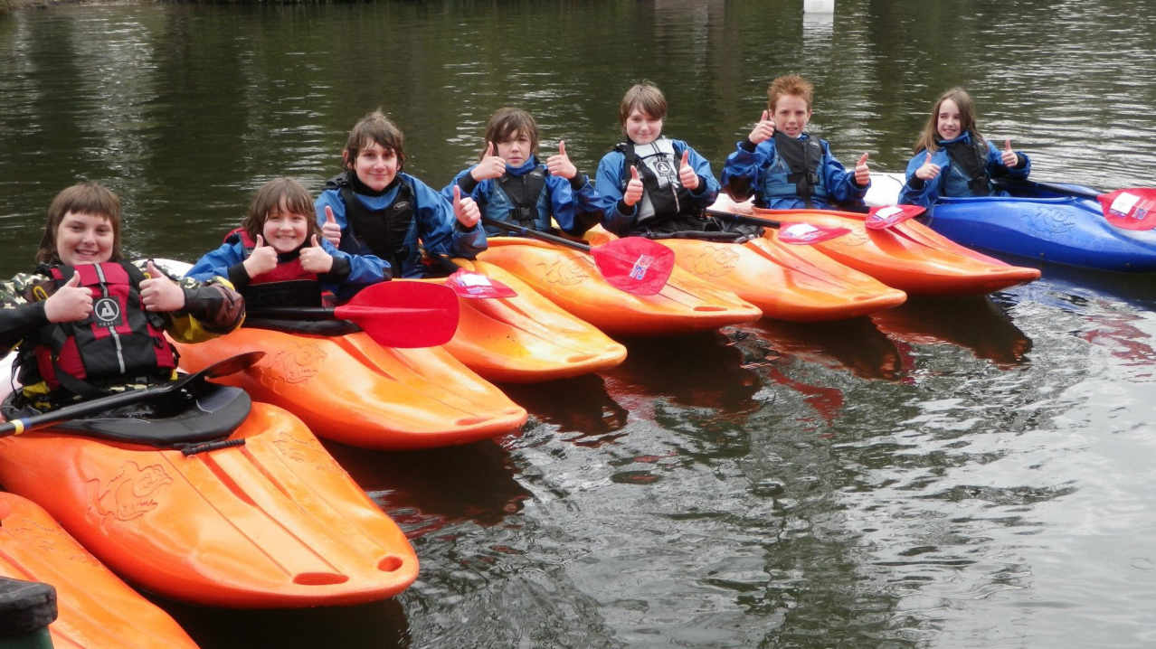 Kids kayaking at Woodmill Outdoor Activities Centre in Southampton