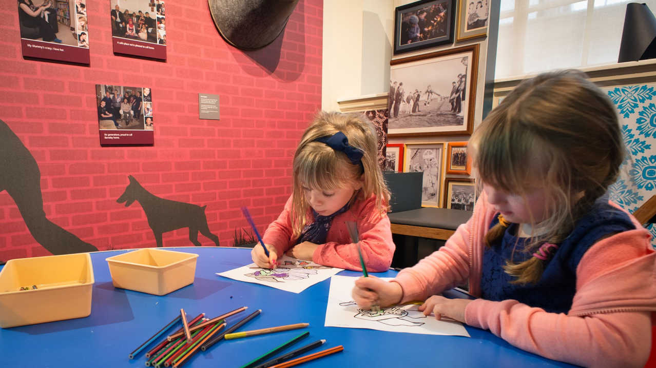 Kids colouring at Experience Barnsley Kids colouring at Experience Barnsley