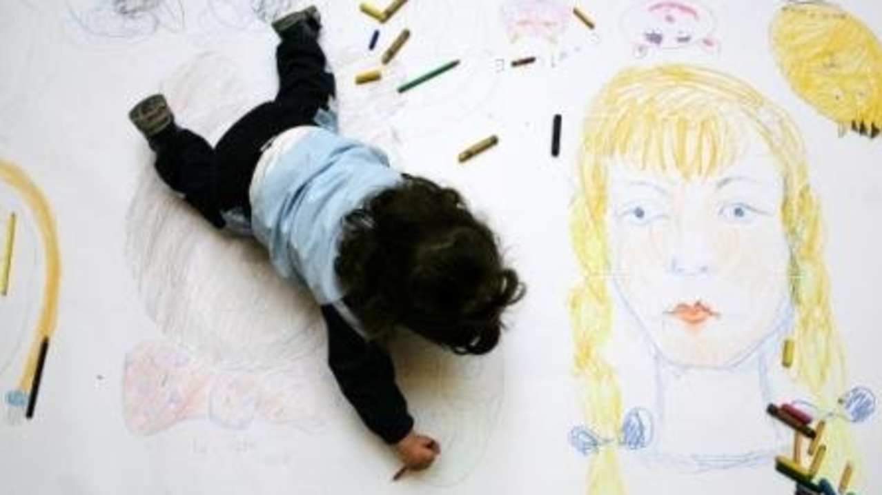 Girl drawing at National Gallery Of Ireland in Dublin Girl drawing at National Gallery Of Ireland in Dublin