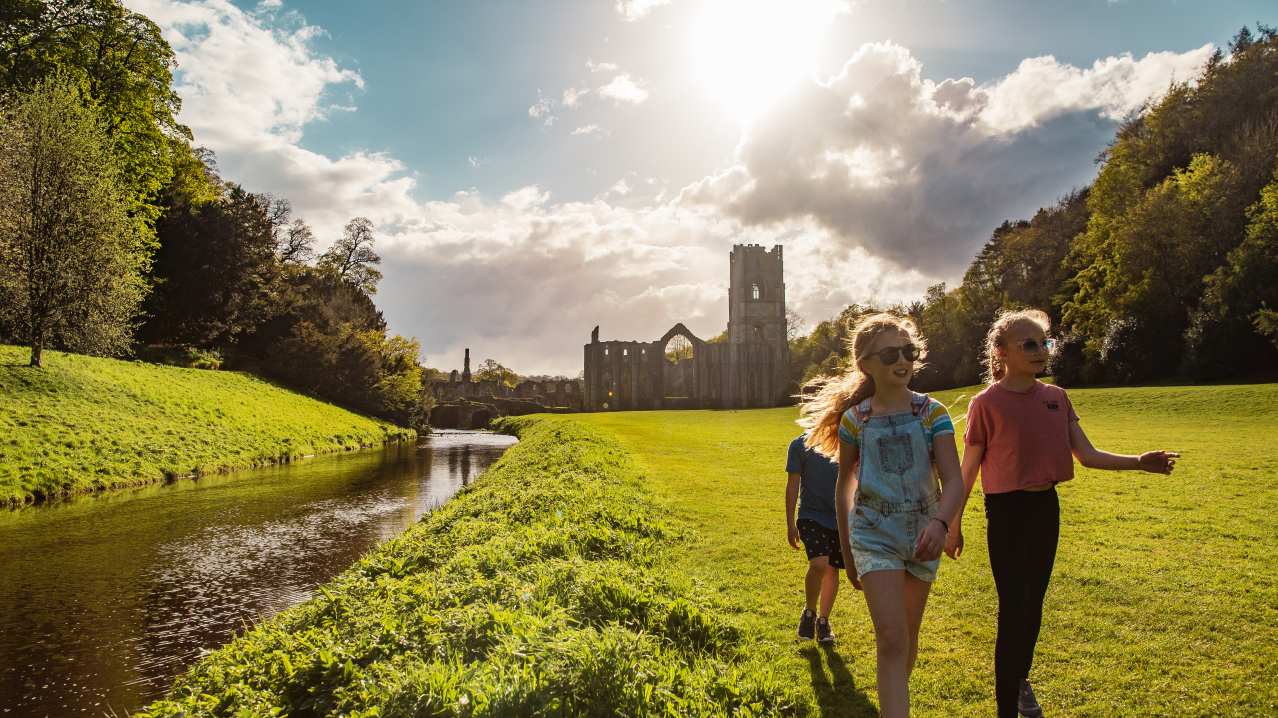 Fountains Abbey and Studley Royal - Featured Image - 3