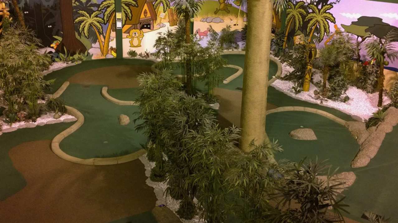 Paradise Island Adventure Golf Glasgow - Featured Image - 2