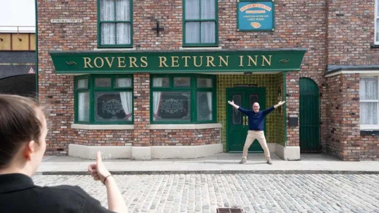 Coronation Street Tour - Featured Image - 1 Coronation Street Tour - Featured Image - 1