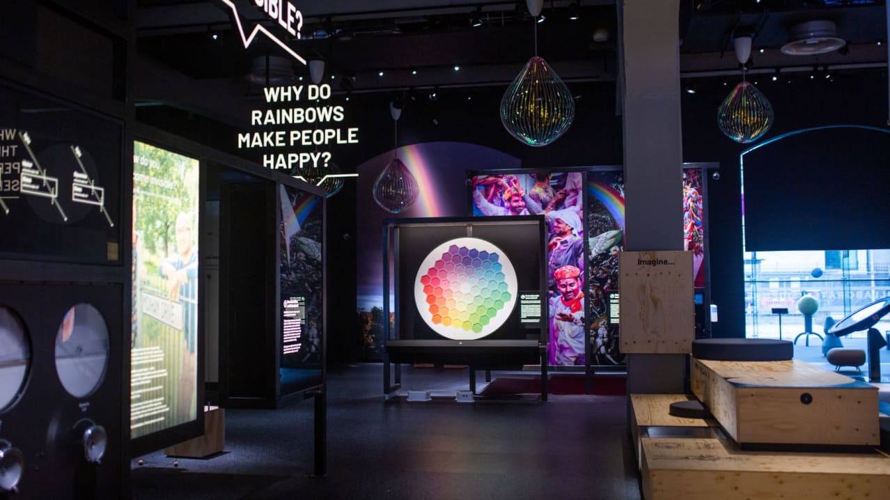 We The Curious - Featured Image - 1