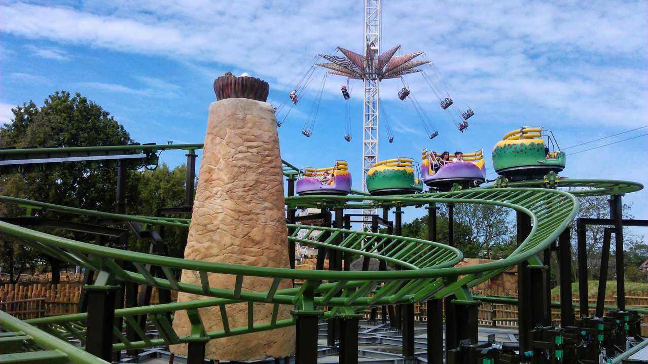 Flamingo Land - Featured Image - 2