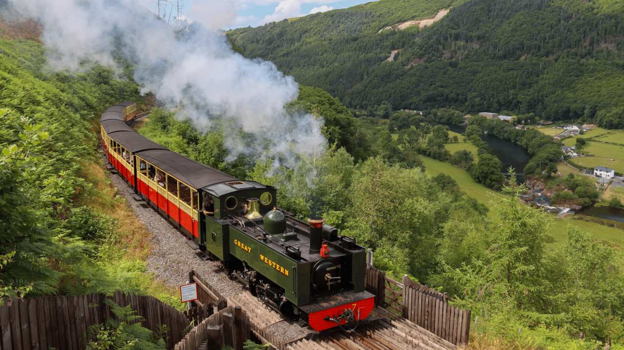 The Vale of Rheidol Railway - Featured Image - 1 The Vale of Rheidol Railway - Featured Image - 1