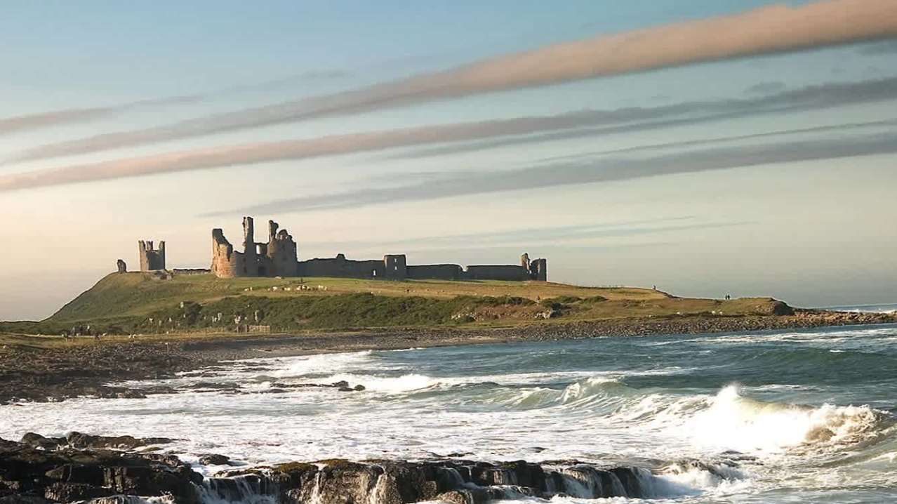 Dunstanburgh Castle - Featured Image - 2 Dunstanburgh Castle - Featured Image - 2
