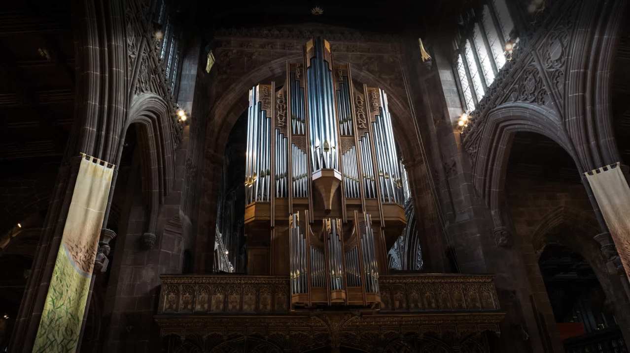 Manchester Cathedral - Featured Image - 1