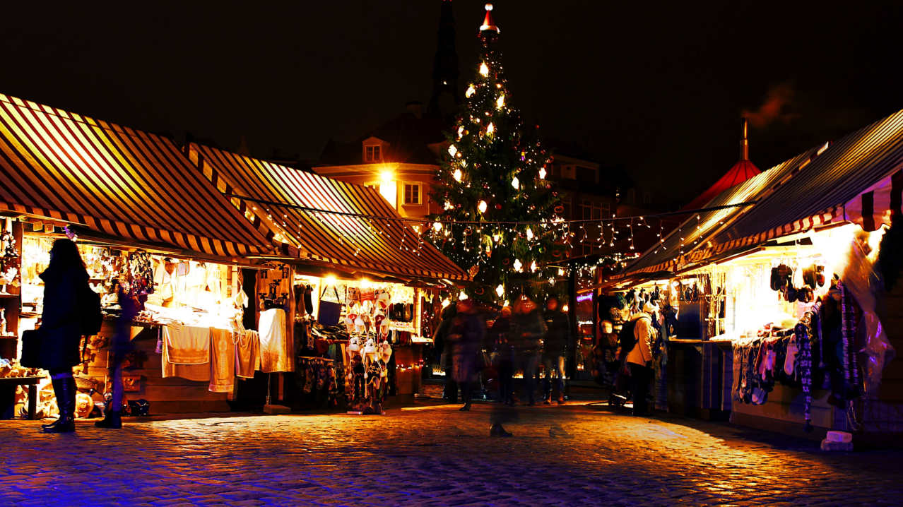 Bakewell Christmas Market - Featured Image - 3