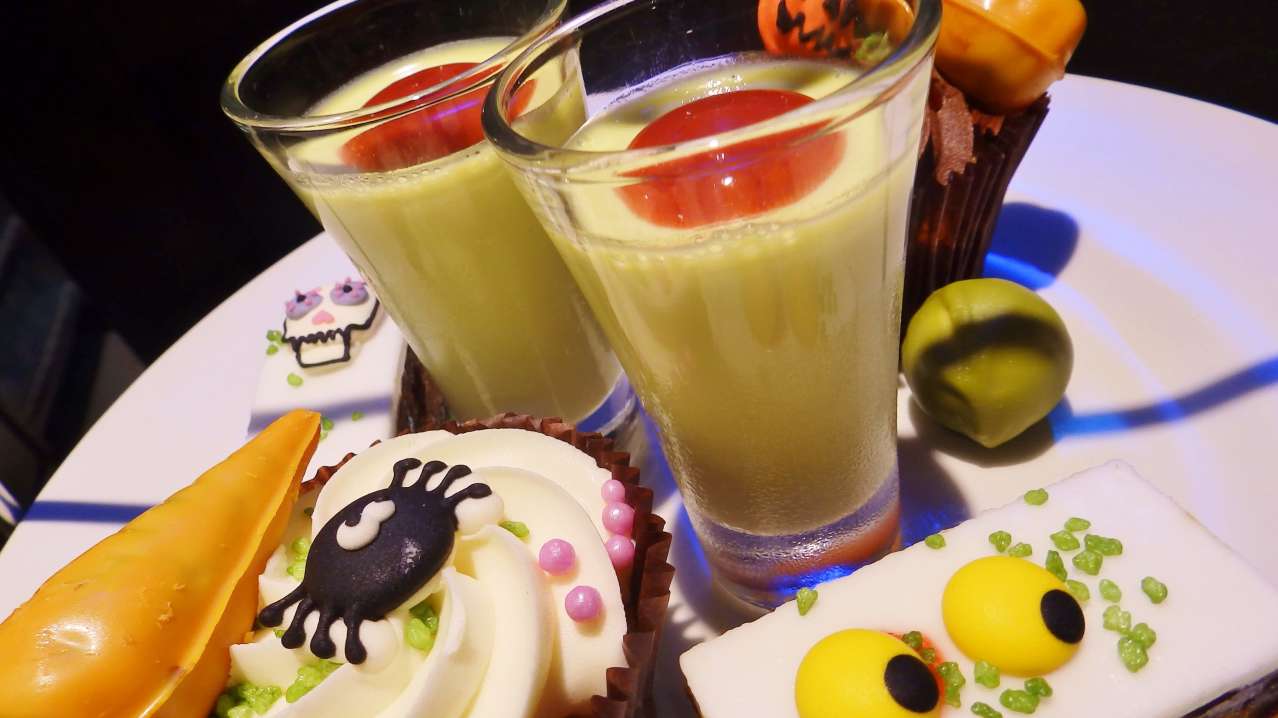 Halloween Afternoon Tea at the Holiday Inn Gatwick Worth - Featured Image - 2
