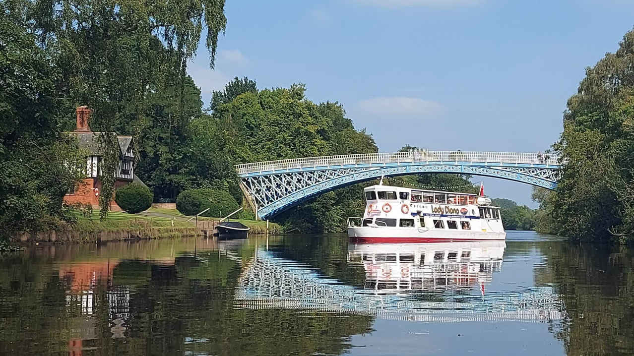 ChesterBoat - Featured Image - 1