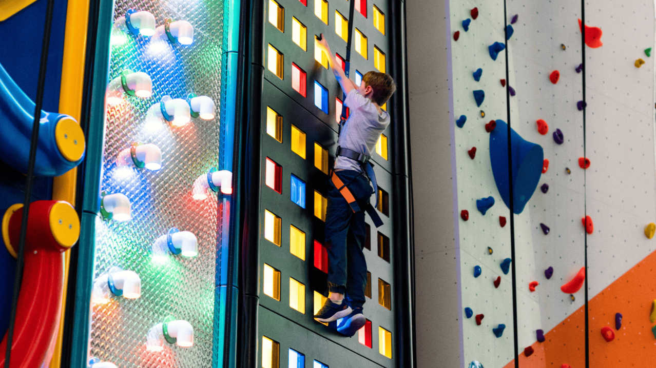 Clip 'n Climb at The O2 - Featured Image - 3 Clip 'n Climb at The O2 - Featured Image - 3