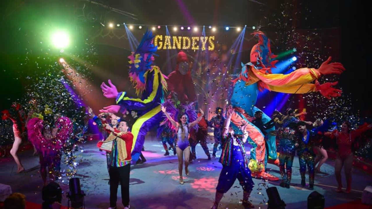 Gandeys Circus - Carnival - Featured Image - 2