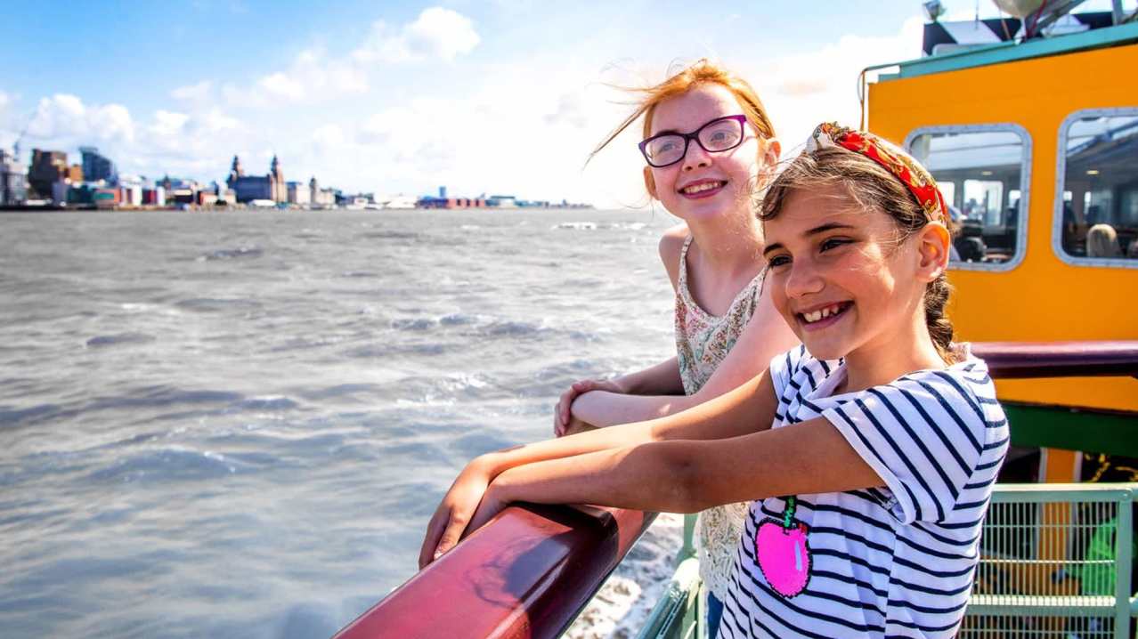 Mersey Ferry Explorer Cruise - Featured Image - 2 Mersey Ferry Explorer Cruise - Featured Image - 2