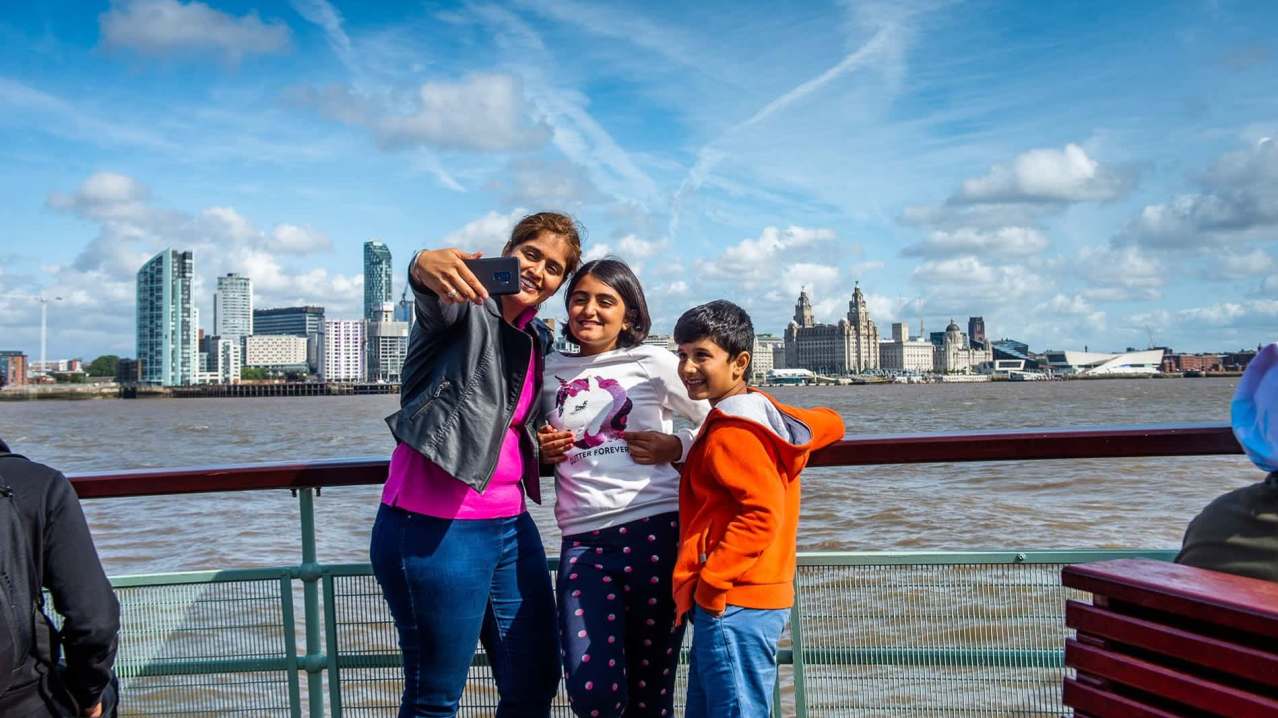 Mersey Ferry Explorer Cruise - Featured Image - 3 Mersey Ferry Explorer Cruise - Featured Image - 3