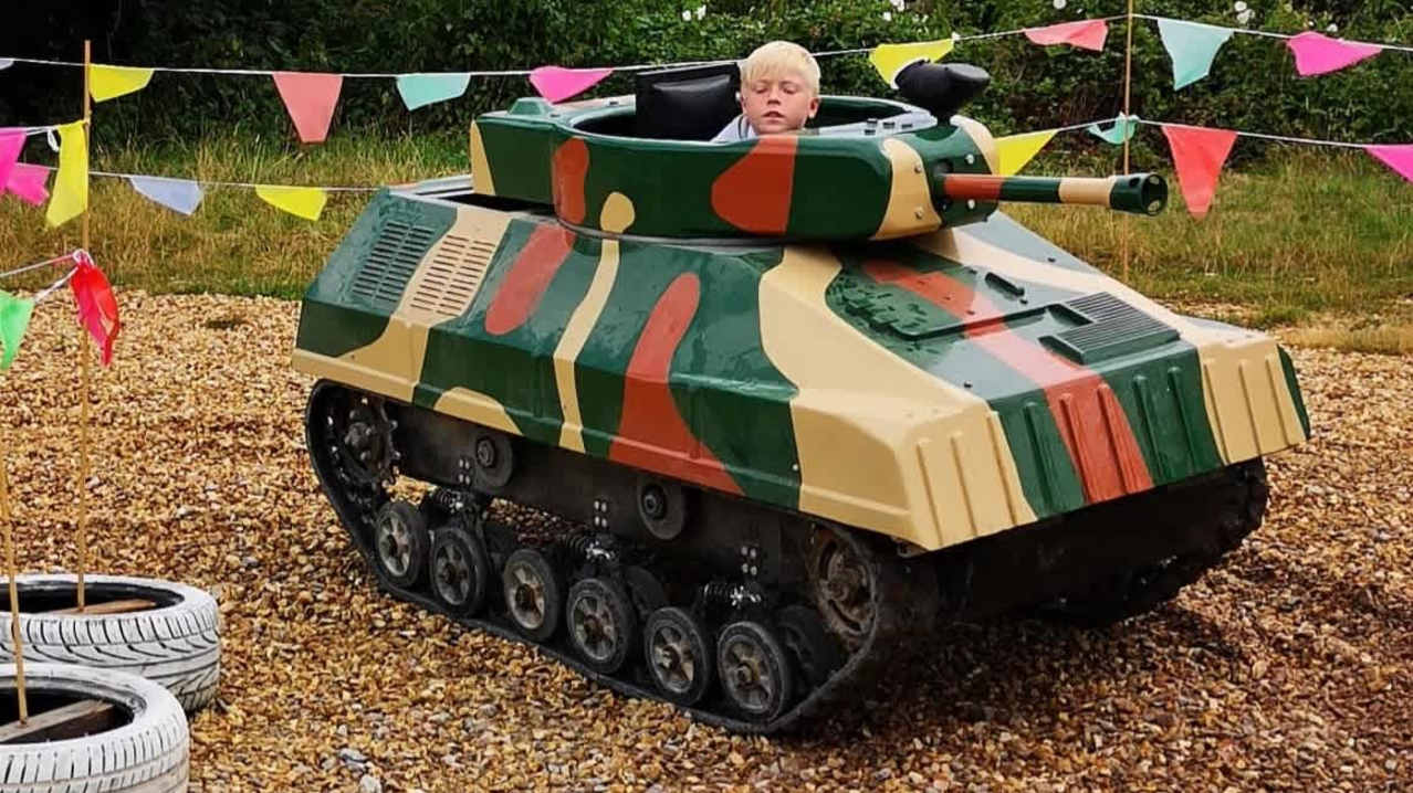 Tanktopia - Featured Image - 6 Tanktopia - Featured Image - 6