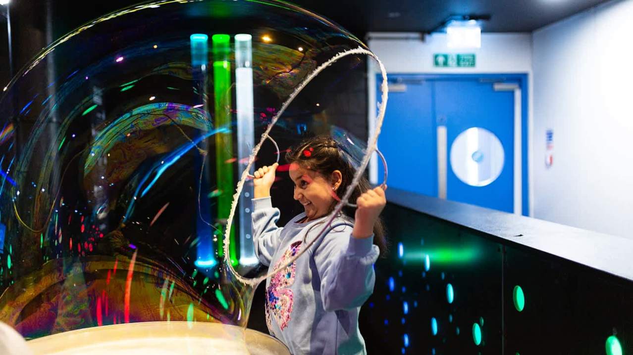 We The Curious - Featured Image - 10