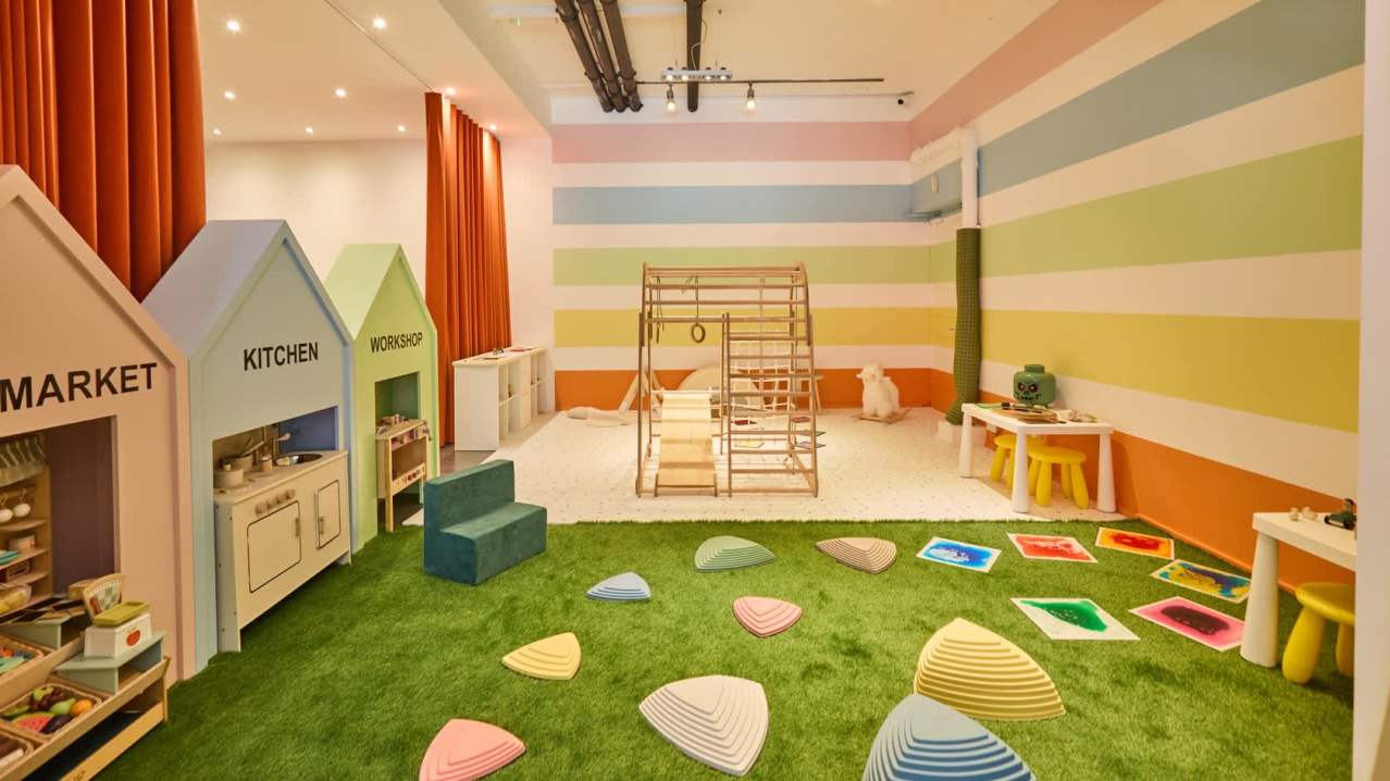 Mome London - Featured Image - 1 Mome London - Featured Image - 1