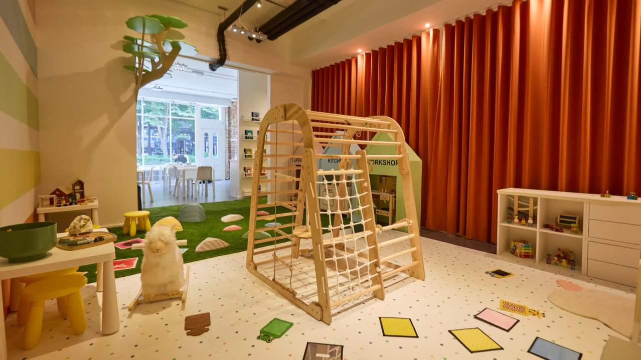 Mome London - Featured Image - 3 Mome London - Featured Image - 3