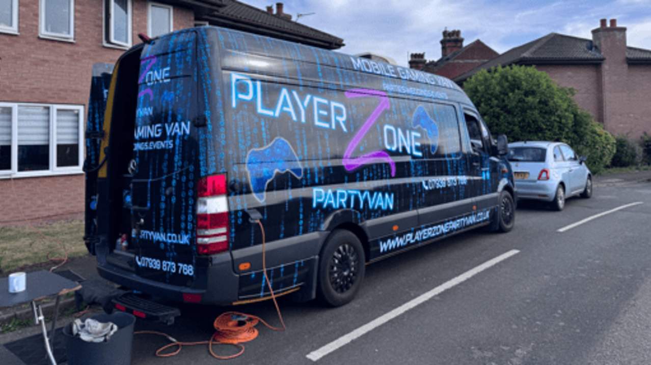 Gaming party van - Featured Image - 1