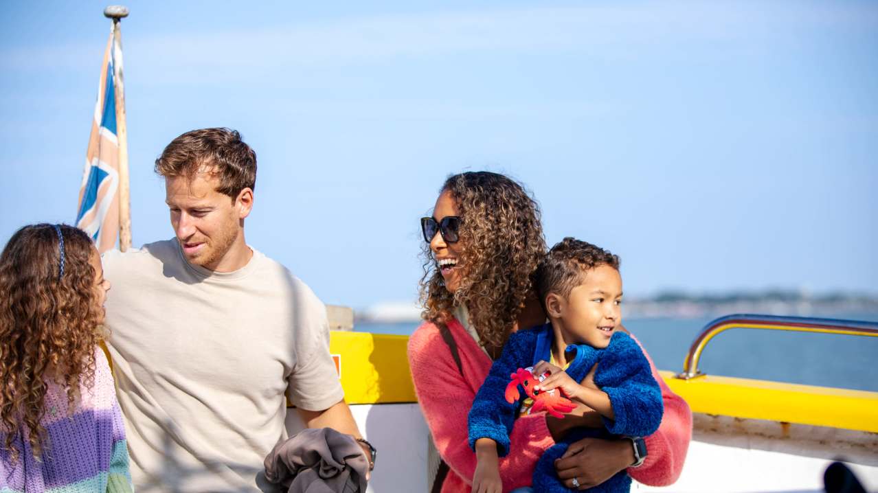 Harbour Ferry Boat Rides - Featured Image - 2