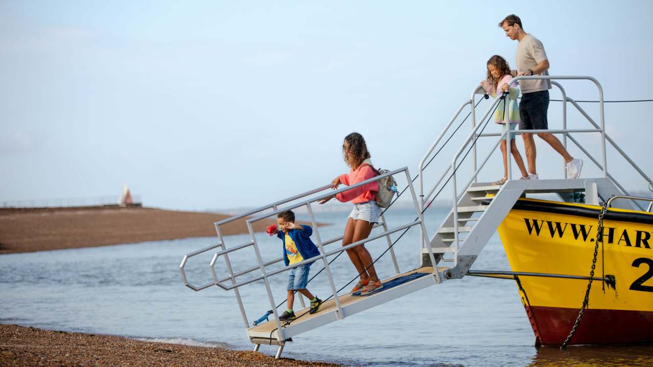 Harbour Ferry Boat Rides - Featured Image - 3
