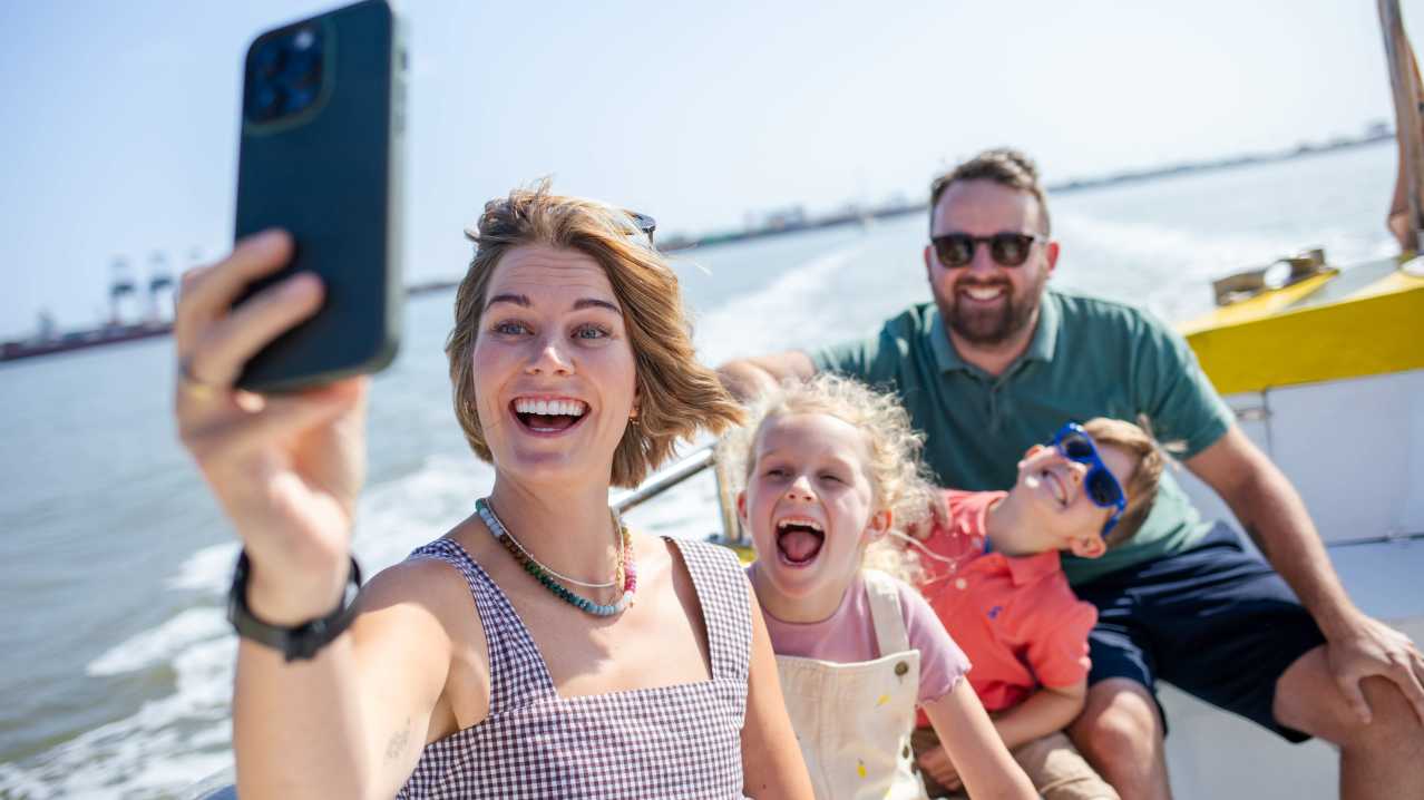 Harbour Ferry Boat Rides - Featured Image - 6
