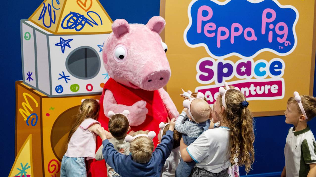 Peppa Pig Space Adventure - Featured Image - 1