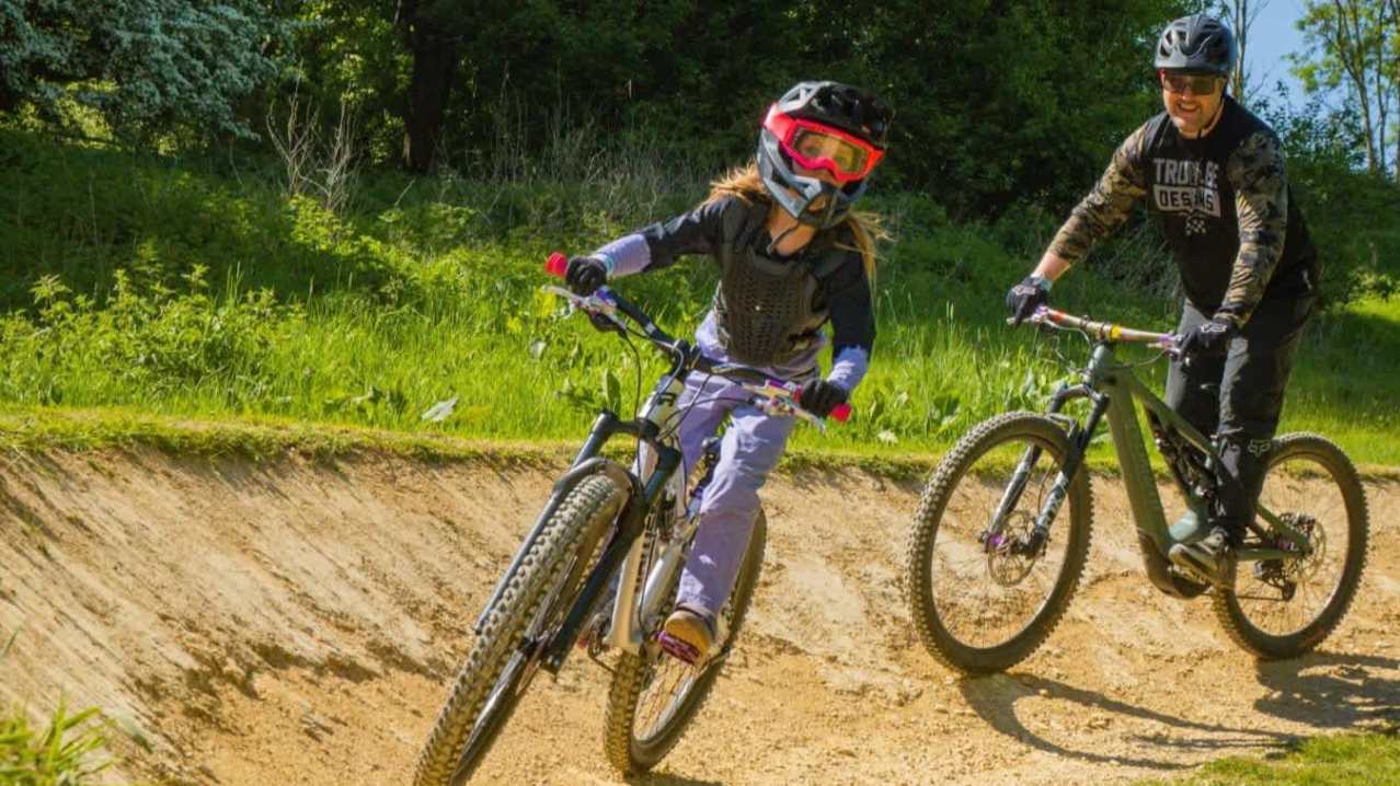 Flyup 417 Bike Park - Featured Image - 2