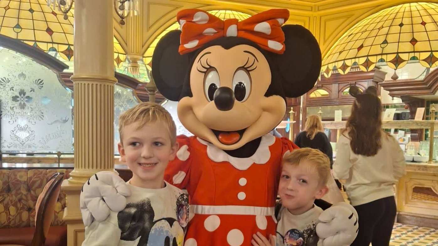 Character Dining Experience
