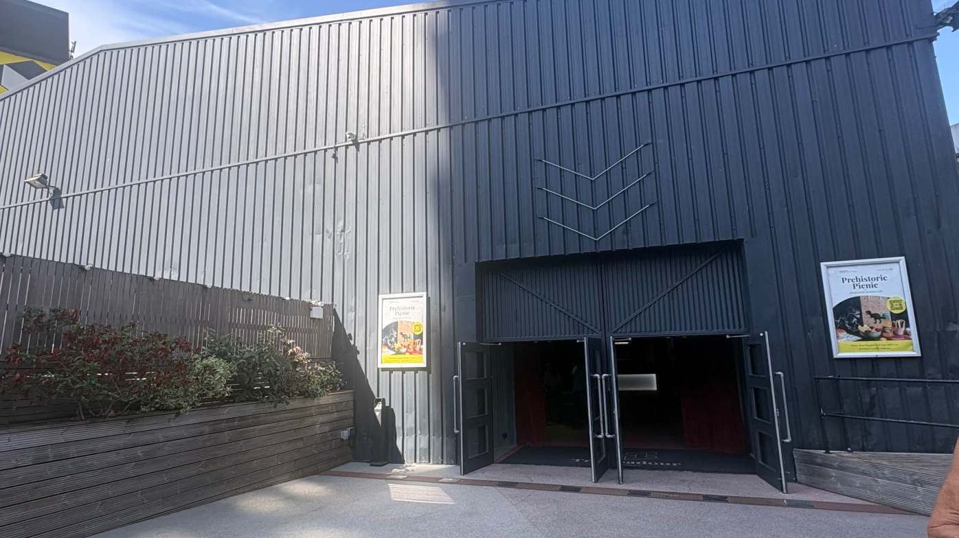 Wasn’t sure we was at the right place… luckily security people outside guiding you the right way