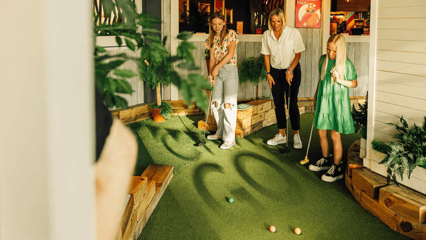 Caddies - Featured Image - 2