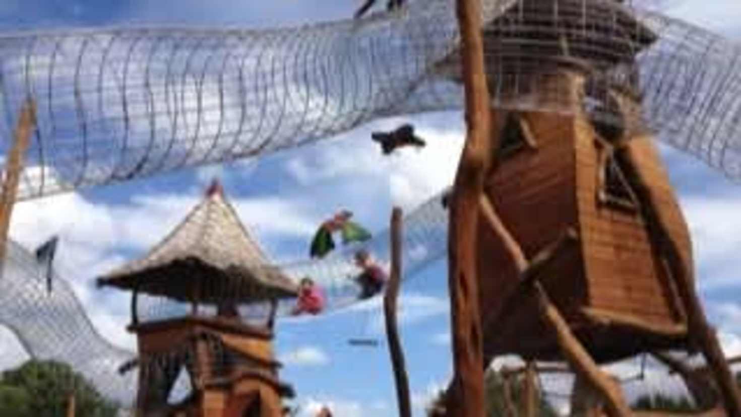 Indoor and outdoor play - Image