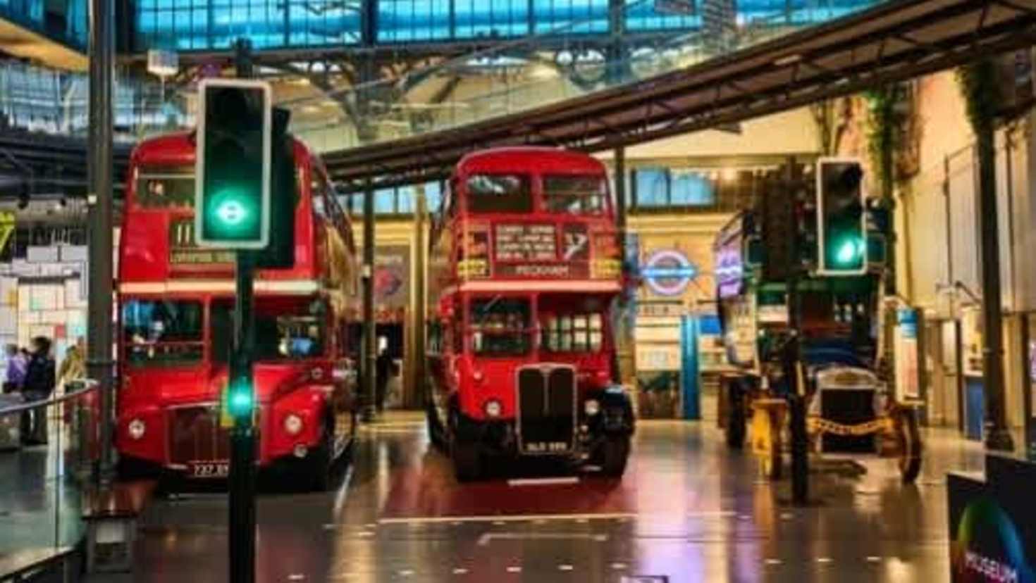 Climb Aboard Real Vintage Vehicles - Image Climb Aboard Real Vintage Vehicles - Image