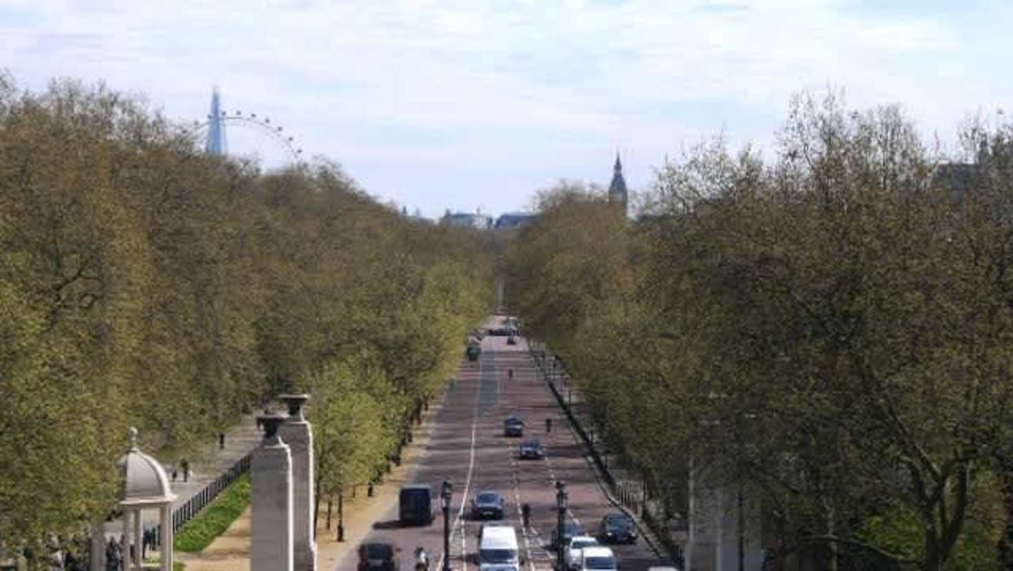 Panoramic view from Wellington Arch overlooking Constitution Hill towards London Eye