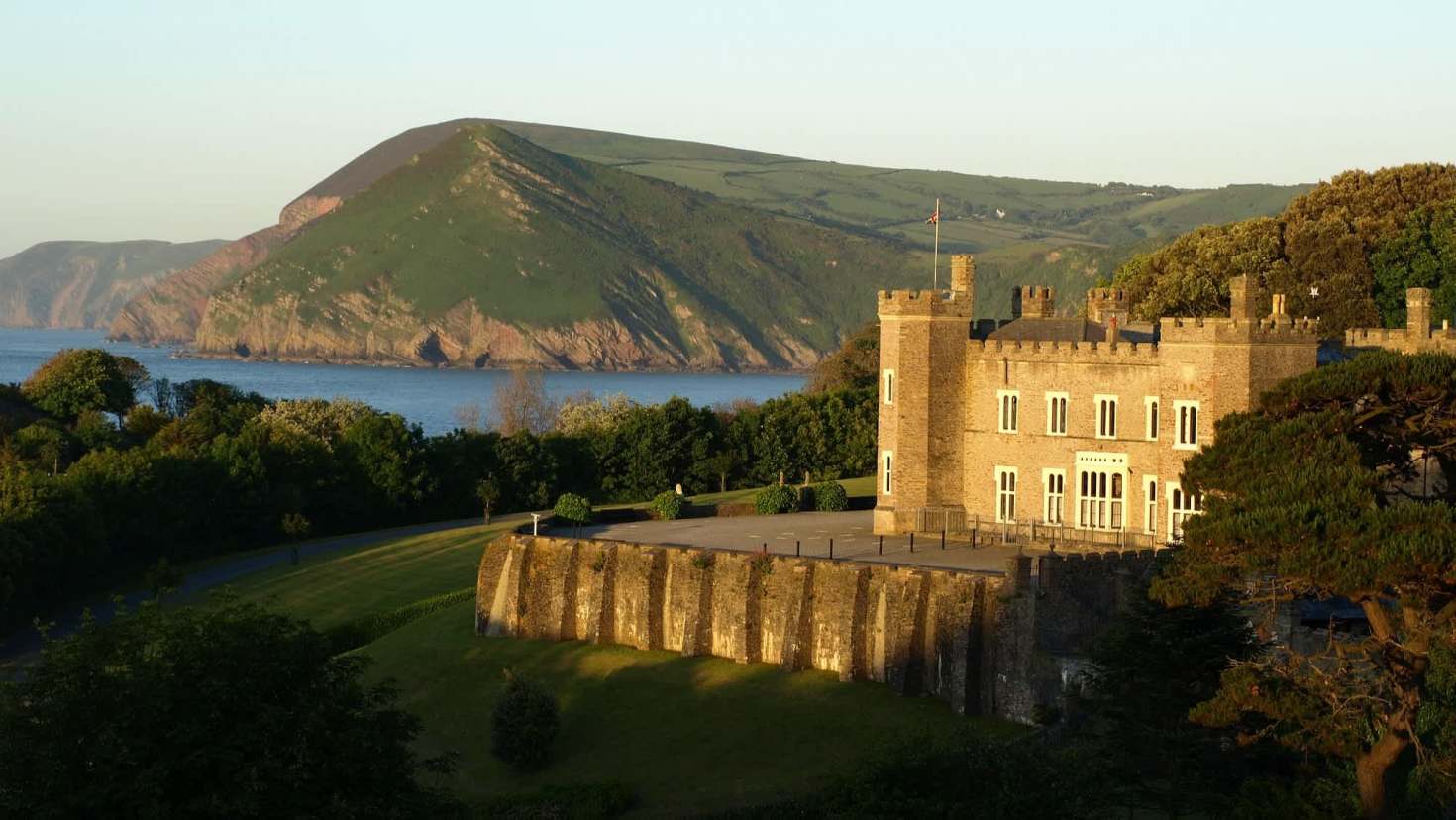 Watermouth Castle and Theme Park - Featured Image - 1
