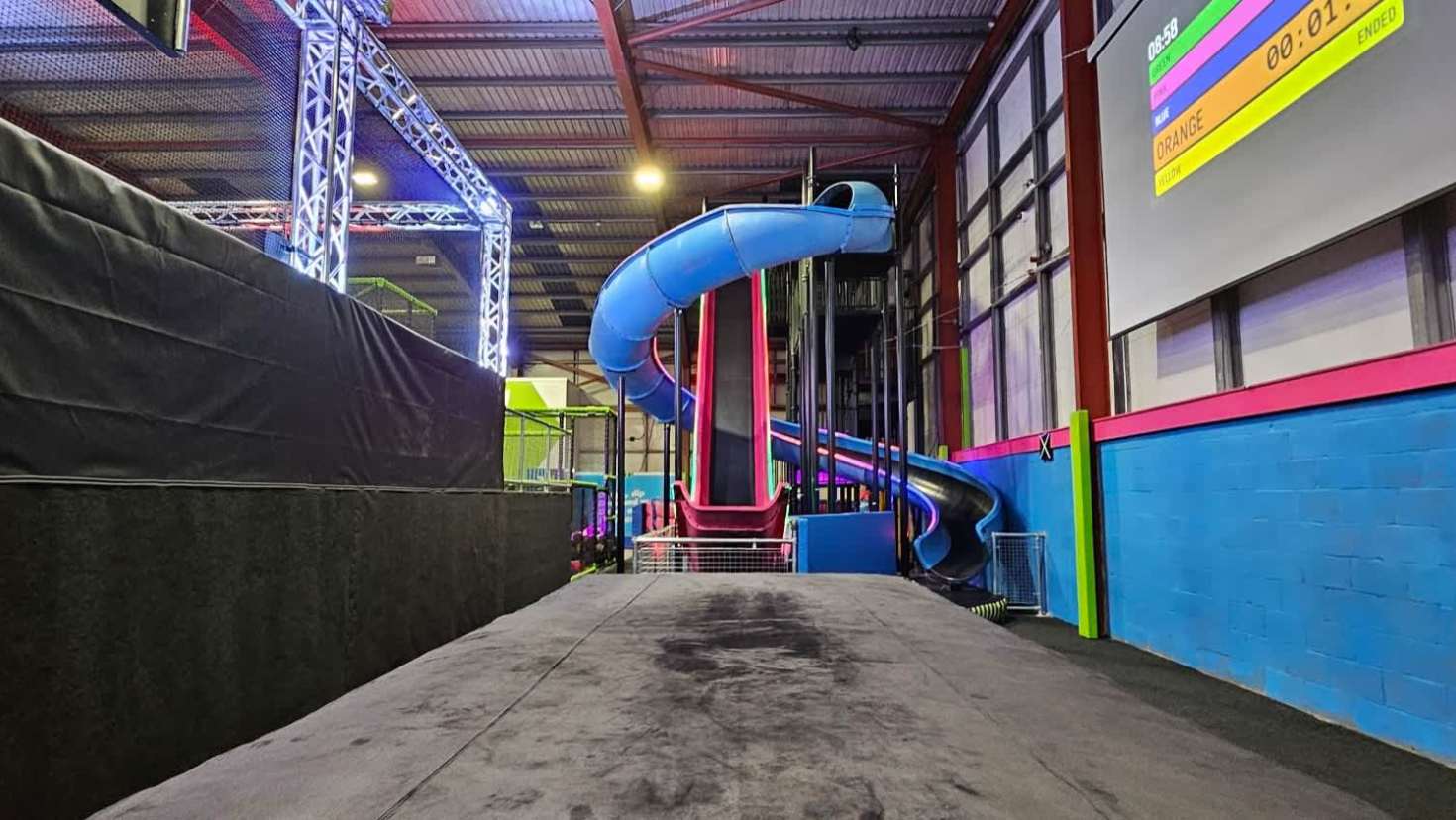 AirHop Edinburgh - Featured Image - 3