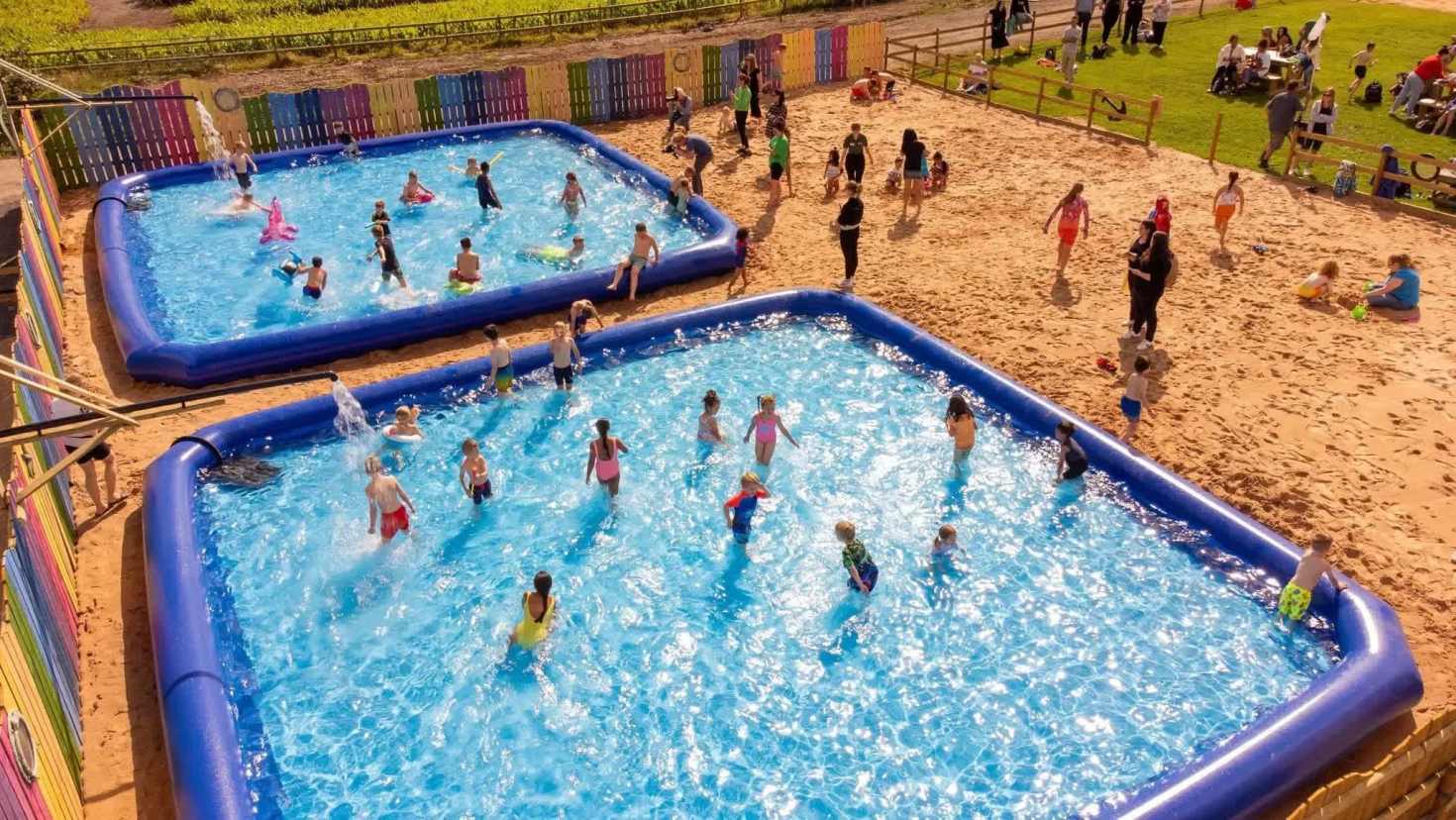 FIVE outdoor paddling pools! - Image