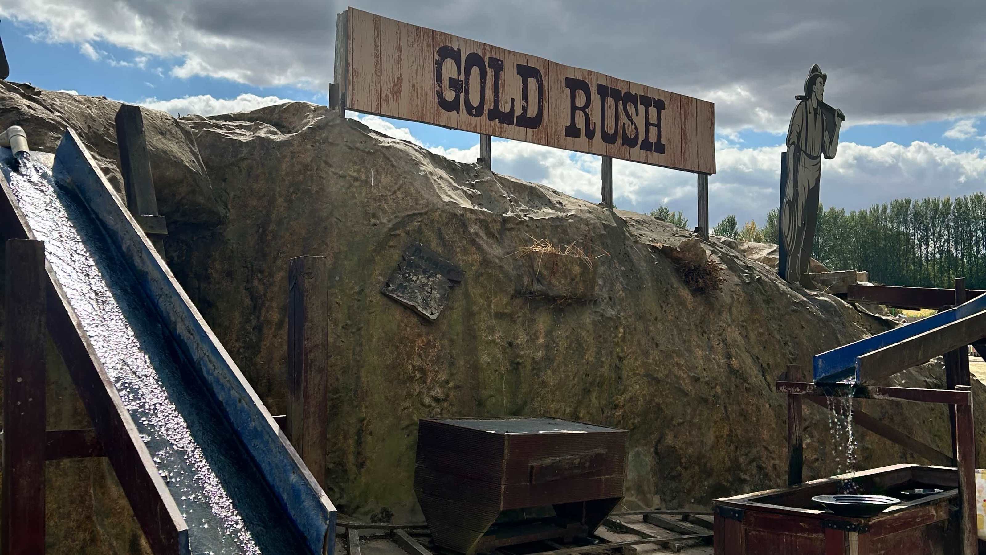Gold Rush. Gold Rush.