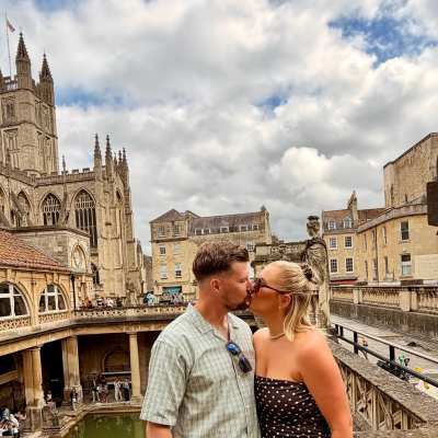 A kind tour guide spotted us admiring the view and offered to take our photo. It’s now one of our favourite memories from the Roman Baths, with the Great Bath and Bath Abbey providing the perfect backdrop.