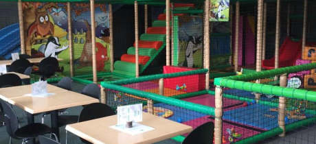 Indoor soft play frame at Twiggys Play in Thirsk