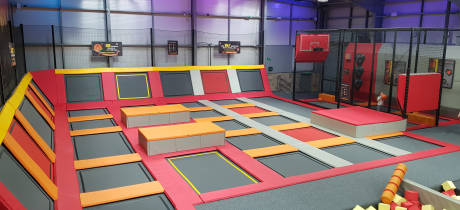 Jump N Joy Trampoline Park - Featured Image - 2