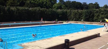 Outdoor swimming pool at Wycombe Rye Lido in High Wycombe