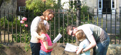 Family reading booklet for huntfun Glasgow