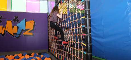 No Limitz Trampoline Park - Featured Image - 2