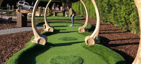 Wolves Adventure Golf - Featured Image - 2