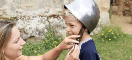 Bodiam Castle - National Trust - Featured Image - 3